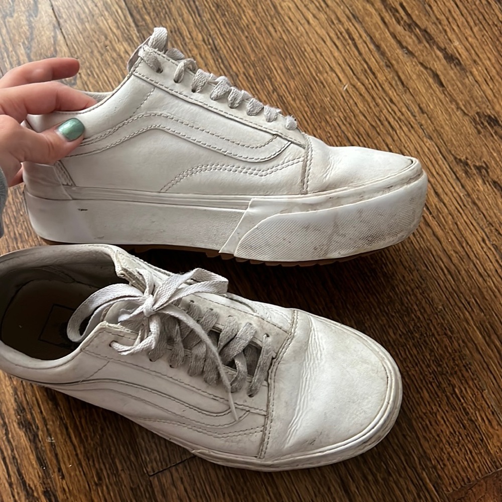 Size 8 white platform vans